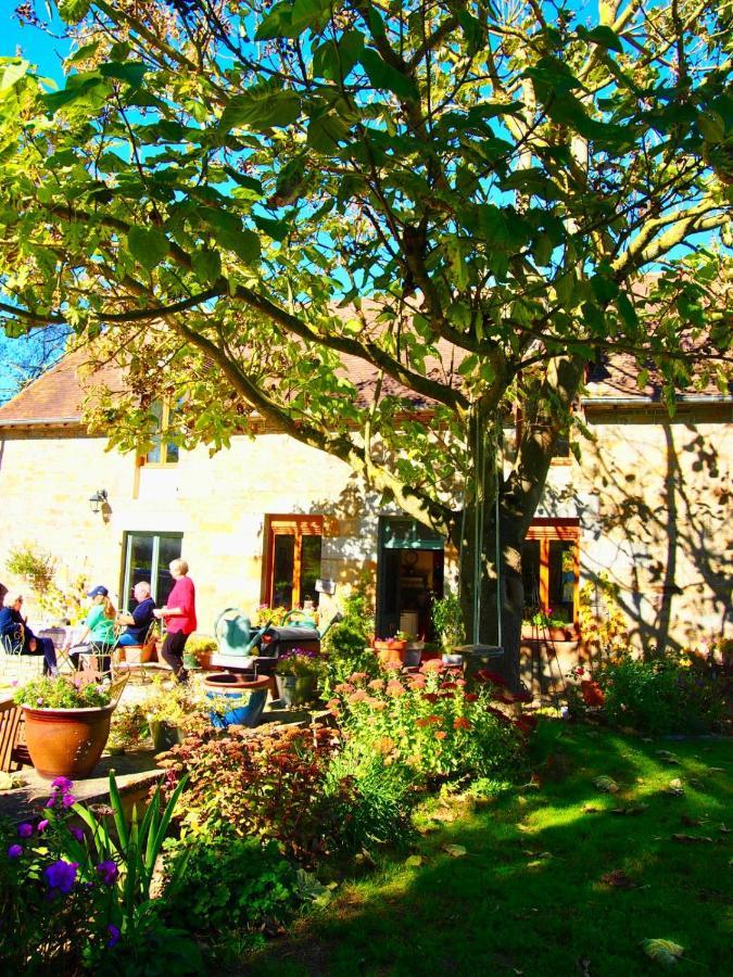 Le Beauregard Bed and Breakfast Rânes Eksteriør billede